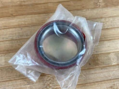 Reverse Twister Lower Cup 1.5" EC49 Rot Steuersatz -Reverse Verkäufe IMG 5365