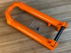 FOX 40 Casting / Lower 2017 27,5" Shiny Orange