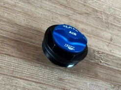 Fox 34 2018 Topcap Assy Schwarz Float -Reverse Verkäufe IMG 5813 2061f8b3 2167 4c24 9cfe 32de5d69fed9