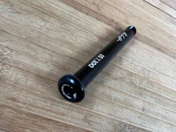 FOX Kabolt Achse Boost 100x15mm Black Axle -Reverse Verkäufe IMG 5838
