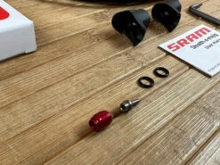 SRAM Bremsleitung Hydraulikleitung Guide Ultimate 2000mm -Reverse Verkäufe IMG 5857 d524b905 ede2 404f 81eb a7103d887a54