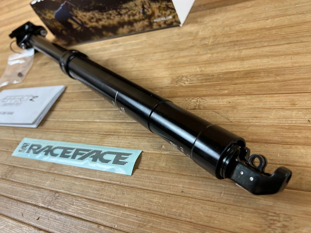 Race Face Aeffect R Dropper Post 170mm Hub / 31,6mm Variostütze 4 Race Face Aeffect R Dropper Post 170mm Hub / 31,6mm Variostütze – Bild 2