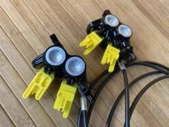 Magura MT5 ESTOP Bremsenset / Scheibenbremsen VR/HR -Reverse Verkäufe IMG 5886