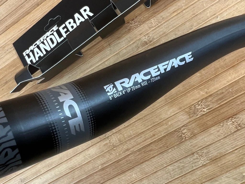 Race Face Next 31,8mm Carbon Lenker Grey 7 Race Face Next 31,8mm Carbon Lenker Grey – Bild 5