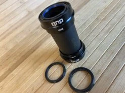 SRAM DUB BB30 68/73 Road Innenlager -Reverse Verkäufe IMG 5938