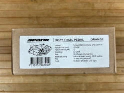 Spank Oozy Trail Reboot Pedale / Plattformpedale Orange 15 Spank Oozy Trail Reboot Pedale / Plattformpedale Orange -Reverse Verkäufe IMG 5980 e1abec1f 7370 4fd1 a932 85d0f1edd3f3