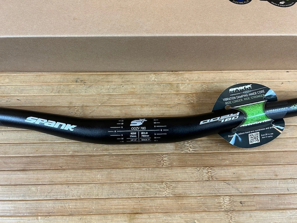 Spank Oozy 780 Vibrocore Lenker Black/grey 15mm 4 Spank Oozy 780 Vibrocore Lenker Black/grey 15mm – Bild 2