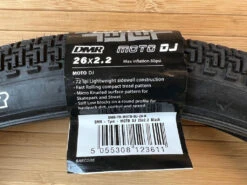 DMR Moto DJ Drahtreifen 26 X 2,2" 72TPI Reifen -Reverse Verkäufe IMG 6080 7d058bdc c9dc 4ca4 a214 8586cba76567