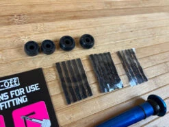 Muc-Off Stealth Tubeless Puncture Plug Set Blue -Reverse Verkäufe IMG 6128 fd7f29ca 64a8 43ef 8559 63b71986176a