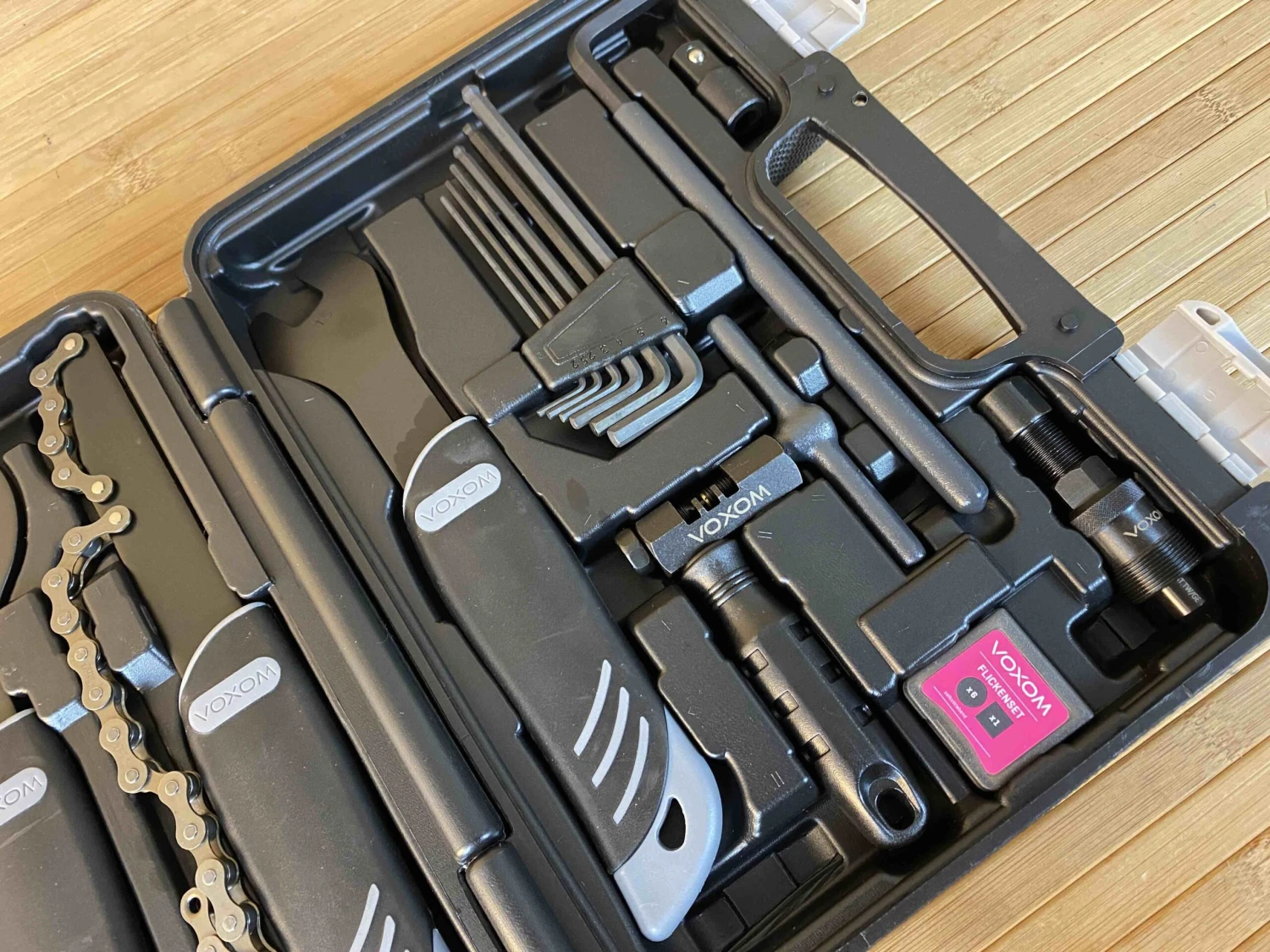 Voxom Fahrrad Werkzeugkoffer WK1 22-teilig 8 Voxom Fahrrad Werkzeugkoffer WK1 22-teilig – Bild 6