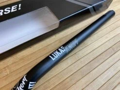 Reverse Lukas Knopf Lead 770mm Ø31,8mm/25mm Rise 9 Reverse Lukas Knopf Lead 770mm Ø31,8mm/25mm Rise -Reverse Verkäufe IMG 6358