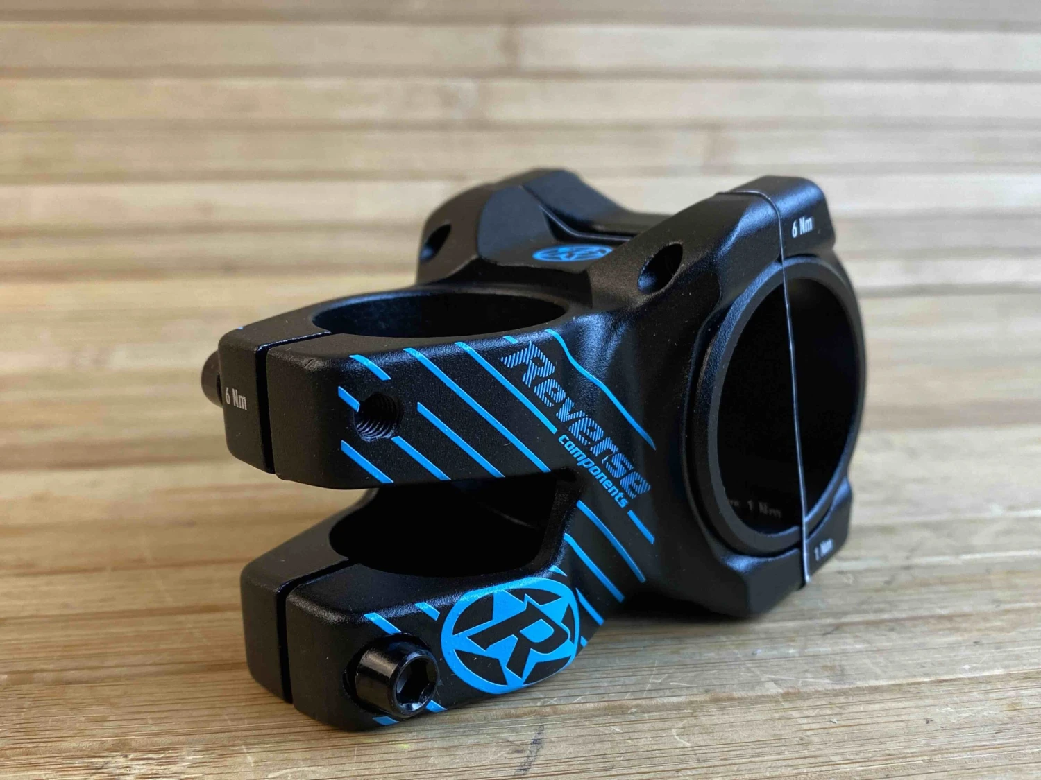 Reverse Black-One D-2 35mm Ø31,8 & Ø35mm Vorbau 4 Reverse Black-One D-2 35mm Ø31,8 & Ø35mm Vorbau – Bild 2