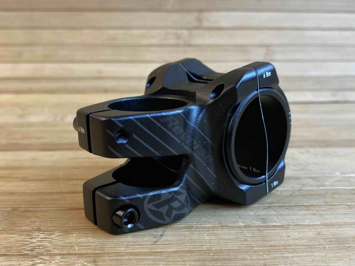 Reverse Black-One D-2 35mm Ø31,8 & Ø35mm Vorbau 5 Reverse Black-One D-2 35mm Ø31,8 & Ø35mm Vorbau – Bild 3