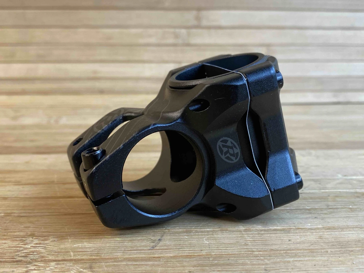 Reverse Black-One D-2 35mm Ø31,8 & Ø35mm Vorbau 4 Reverse Black-One D-2 35mm Ø31,8 & Ø35mm Vorbau – Bild 2