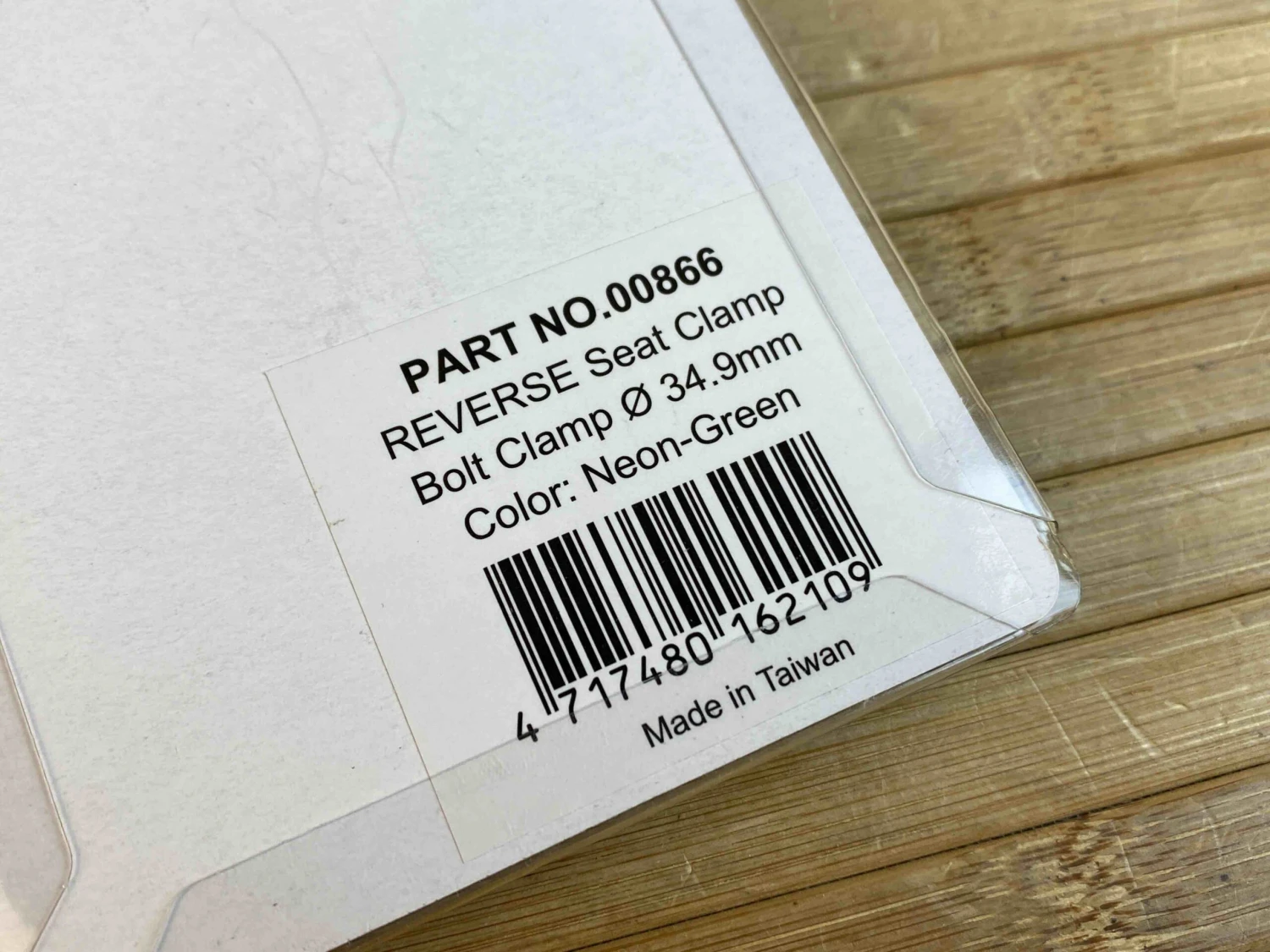 Reverse Bolt Ø34,9mm Sattelklemme Neon Green 4 Reverse Bolt Ø34,9mm Sattelklemme Neon Green – Bild 2