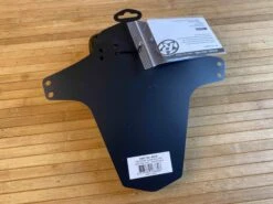 Reverse Nico Vink - Signature Series Sattel (Schwarz / Kupfer) Inkl. Mudguard -Reverse Verkäufe IMG 6666