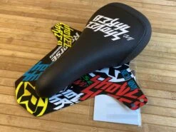 Reverse Nico Vink - Nico Vink Shovel & Shred Sattel Inkl. Mudguard -Reverse Verkäufe IMG 6669