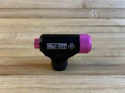 Muc-Off Muc Off MTB Inflator Kit Notfallpumpe Road -Reverse Verkäufe IMG 6800