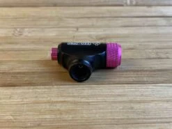 Muc-Off Muc Off MTB Inflator Kit Notfallpumpe Road -Reverse Verkäufe IMG 6803