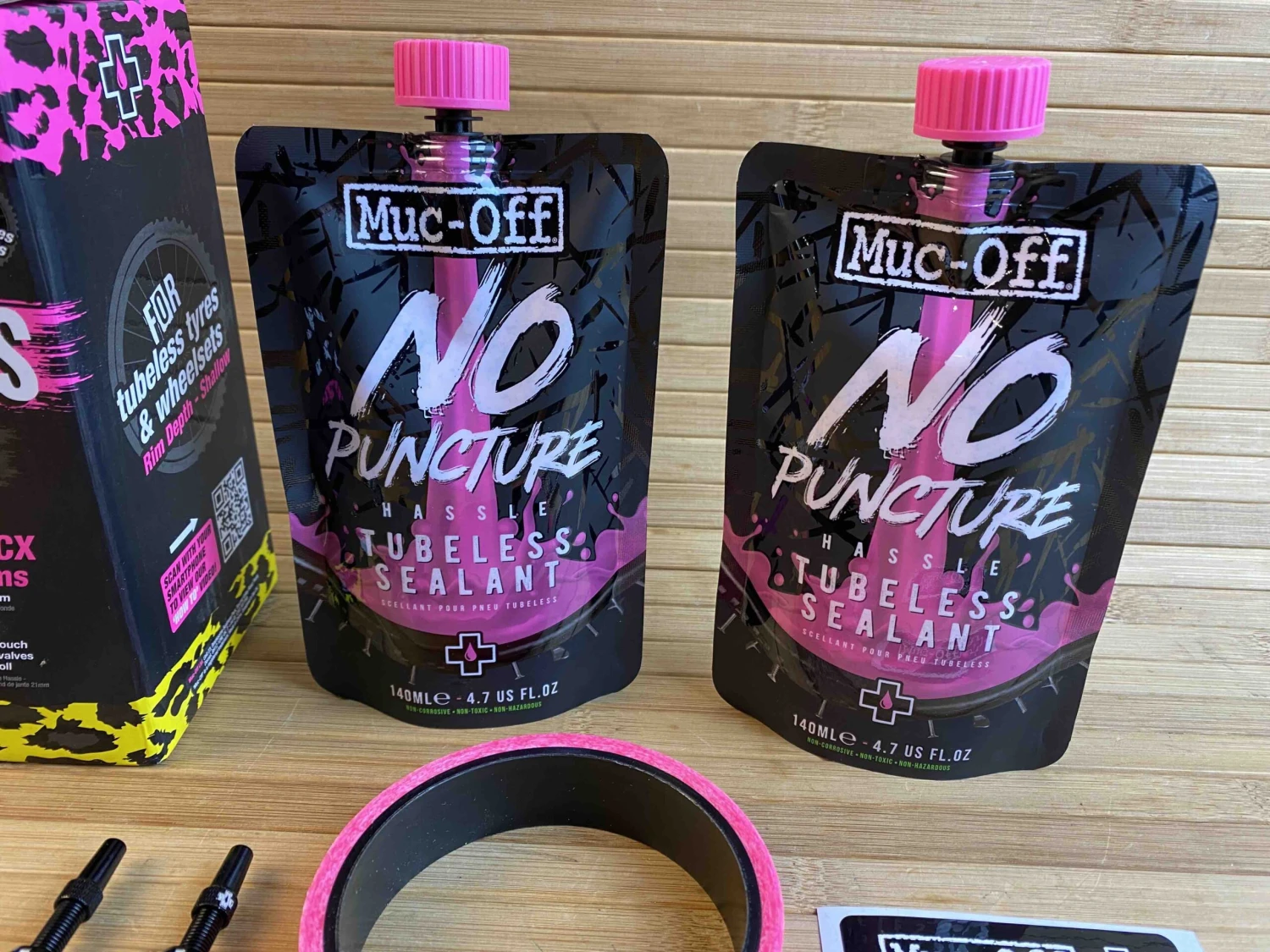 Muc-Off Muc Off Ultimate Tubeless Kit - Road 7 Muc-Off Muc Off Ultimate Tubeless Kit - Road – Bild 5