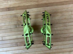 Race Face Atlas 2022 Green Plattformpedale / Pedale -Reverse Verkäufe IMG 6857 e14d5206 aeb1 4db3 bb3f 34d36fc99b12