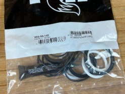 FOX Rebuild Kit Float Air Sleeve Dichtungen Dämpfer -Reverse Verkäufe IMG 6892 4c7a9f8d e391 4809 b158 710d79fbf05c