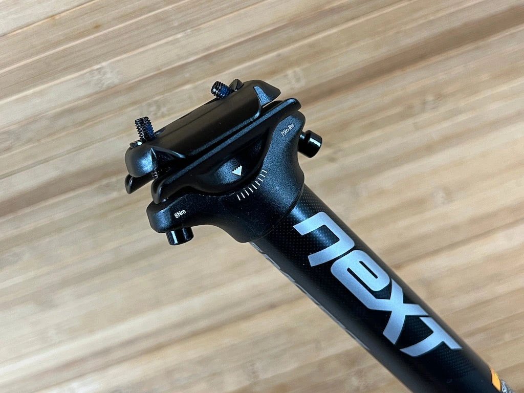 Race Face Next Sattelstütze 27,2mm / 400mm Black Carbon 8 Race Face Next Sattelstütze 27,2mm / 400mm Black Carbon – Bild 6