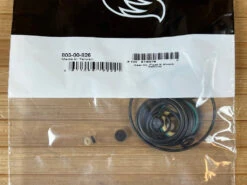 Fox Float X Shock Rebuild / Dichtungen / Rebuild Kit -Reverse Verkäufe IMG 6959 63f0acfc 2046 4d48 aeb1 e7acd7099196