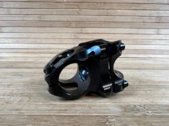 Race Face Turbine R Vorbau Black 32mm / 35mm -Reverse Verkäufe IMG 6962 68eeb25c 1e20 49f6 8667 eebd623a51ee