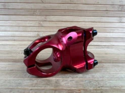 Race Face Turbine R Vorbau Red 40mm / 35mm 16 Race Face Turbine R Vorbau Red 40mm / 35mm -Reverse Verkäufe IMG 6997 3deb0f79 341a 4271 aea0 bf4b14b4f345