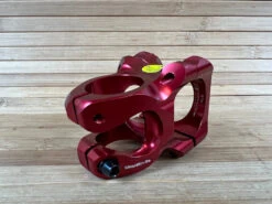 Race Face Turbine R Vorbau Red 32mm / 35mm -Reverse Verkäufe IMG 7004 88bece98 2d6d 450c aa36 4d25ec312121