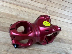 Race Face Turbine R Vorbau Red 50mm / 35mm 15 Race Face Turbine R Vorbau Red 50mm / 35mm -Reverse Verkäufe IMG 7013 7f8b2a54 26fe 4801 a427 7e72d52cc964