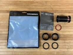 Race Face Pressfit BB92 30mm Innenlager Double Row EXT Seal