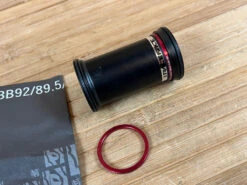 Race Face Pressfit BB92 30mm Innenlager Double Row EXT Seal -Reverse Verkäufe IMG 7095 f1ab48f2 cba8 4c38 bbf8 e946e8a2c411