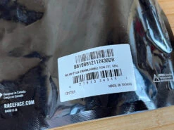 Race Face Pressfit BB124 30mm Innenlager Cinch Double Row EXT Seal -Reverse Verkäufe IMG 7097 810ec996 48fd 4c88 8967 7c55ac58ef7a