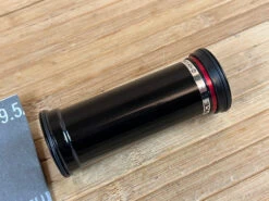 Race Face Pressfit BB124 30mm Innenlager Cinch Double Row EXT Seal -Reverse Verkäufe IMG 7100 b3cf5507 d5b3 452d bffb e8d0bb8f98b7