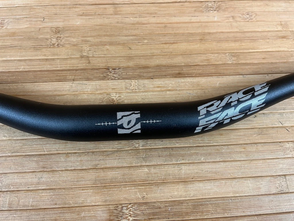 Race Face Chester Lenker Black 780mm / 35mm / 35mm Rise 4 Race Face Chester Lenker Black 780mm / 35mm / 35mm Rise – Bild 2