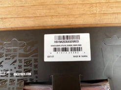 Race Face Atlas Lenker Red 820mm / 35mm / 20mm Rise 13 Race Face Atlas Lenker Red 820mm / 35mm / 20mm Rise -Reverse Verkäufe IMG 7196 298fb53f 1c1c 416b a624 39de98c6e913