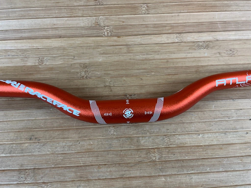 Race Face Atlas Lenker Orange 785mm / 31,8mm / 1.25" 4 Race Face Atlas Lenker Orange 785mm / 31,8mm / 1.25" – Bild 2