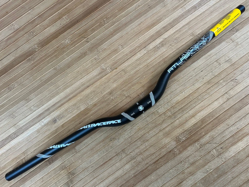 Race Face Atlas Lenker Black 785mm / 31,8mm / 1.25" 3 Race Face Atlas Lenker Black 785mm / 31,8mm / 1.25"