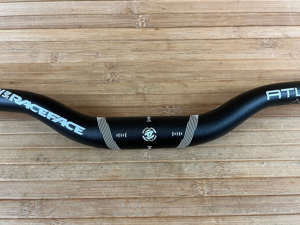 Race Face Atlas Lenker Black 785mm / 31,8mm / 1.25" 4 Race Face Atlas Lenker Black 785mm / 31,8mm / 1.25" – Bild 2