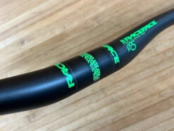 Race Face Next 35mm Carbon Lenker Grün 760 / 20mm Rise -Reverse Verkäufe IMG 7494 d1a6b460 1a50 43e8 ab24 da16017d8e4f