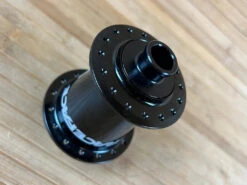 Race Face Vault VR Nabe Boost 110x15 32 Loch Schwarz 10 Race Face Vault VR Nabe Boost 110x15 32 Loch Schwarz -Reverse Verkäufe IMG 7619 b6b81e4c acc2 4fb1 aa57 784d9da66cb8