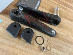 Race Face Next R Carbon Kurbelset 170mm 68/73mm Red -Reverse Verkäufe IMG 7623 27f2e302 108f 4c8b 88d6 8c2f062f2b67