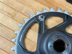 SRAM XO1 Carbon Eagle DUB Kurbel 170mm DUB 32T SB+ 14 SRAM XO1 Carbon Eagle DUB Kurbel 170mm DUB 32T SB+ -Reverse Verkäufe IMG 7630 1d7fbfd9 777a 4214 9f98 f3fee3ac53ea