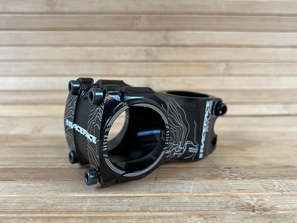 Race Face Atlas Vorbau 50mm / 35mm Black 5 Race Face Atlas Vorbau 50mm / 35mm Black – Bild 3