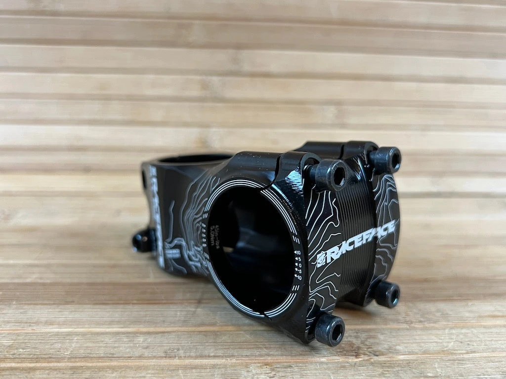 Race Face Atlas Vorbau 50mm / 35mm Black 7 Race Face Atlas Vorbau 50mm / 35mm Black – Bild 5