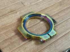 Muc-Off Muc Off Crank Preload Ring Oilslick / Iridescent -Reverse Verkäufe IMG 7721 d39dd5e9 a2e0 4da6 961d 4344be4f08c1
