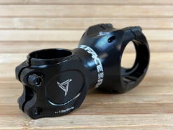 Race Face Turbine Vorbau Black 60mm / 35mm -Reverse Verkäufe IMG 7783 b9628236 4601 4a83 bcc9 1b7fbf666b69