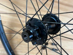 Spank Spoon 32 26" Hinterrad Schwarz Singlespeed 18 Spank Spoon 32 26" Hinterrad Schwarz Singlespeed -Reverse Verkäufe IMG 7823 cf8d431c 7336 4c91 bca6 a1903649daa7